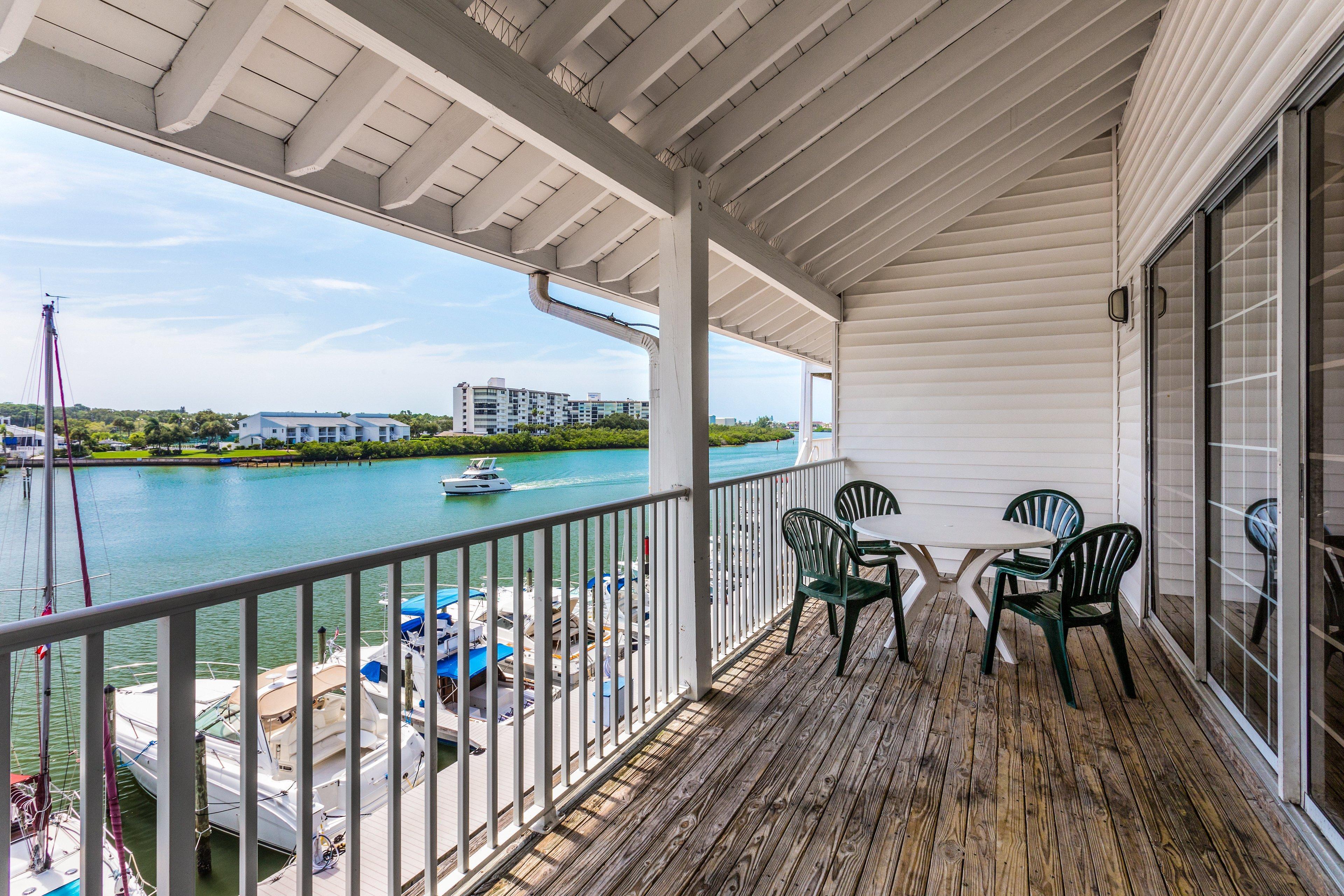Holiday Inn & Suites Clearwater Beach S-Harbourside Exteriör bild